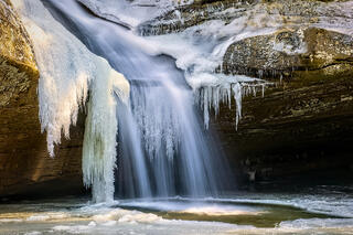 Cedar Falls in Winter